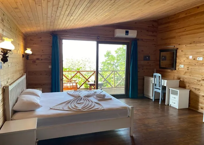 Проживание в семье Casa Roja *